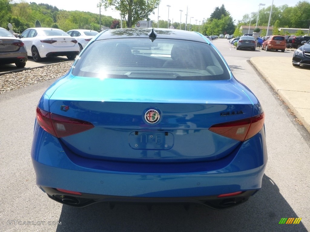 2019 Giulia Ti Sport AWD - Misano Blue Metallic / Black photo #7