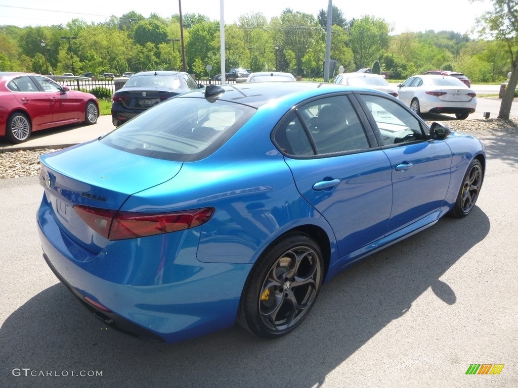 2019 Giulia Ti Sport AWD - Misano Blue Metallic / Black photo #8