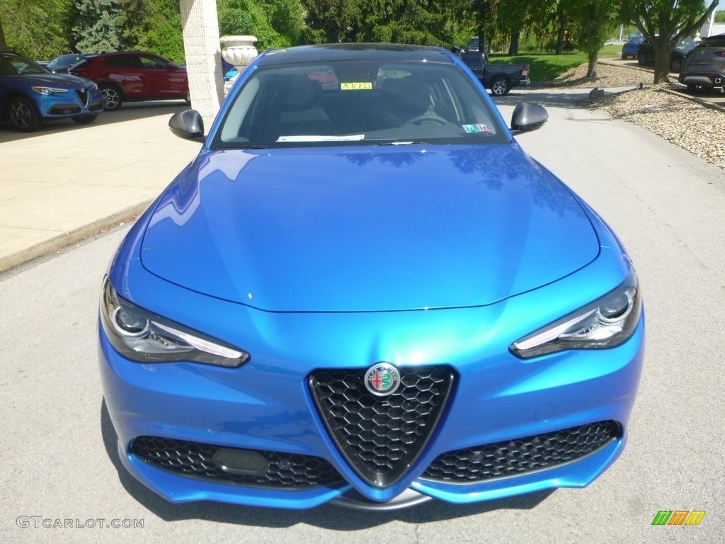 2019 Giulia Ti Sport AWD - Misano Blue Metallic / Black photo #13