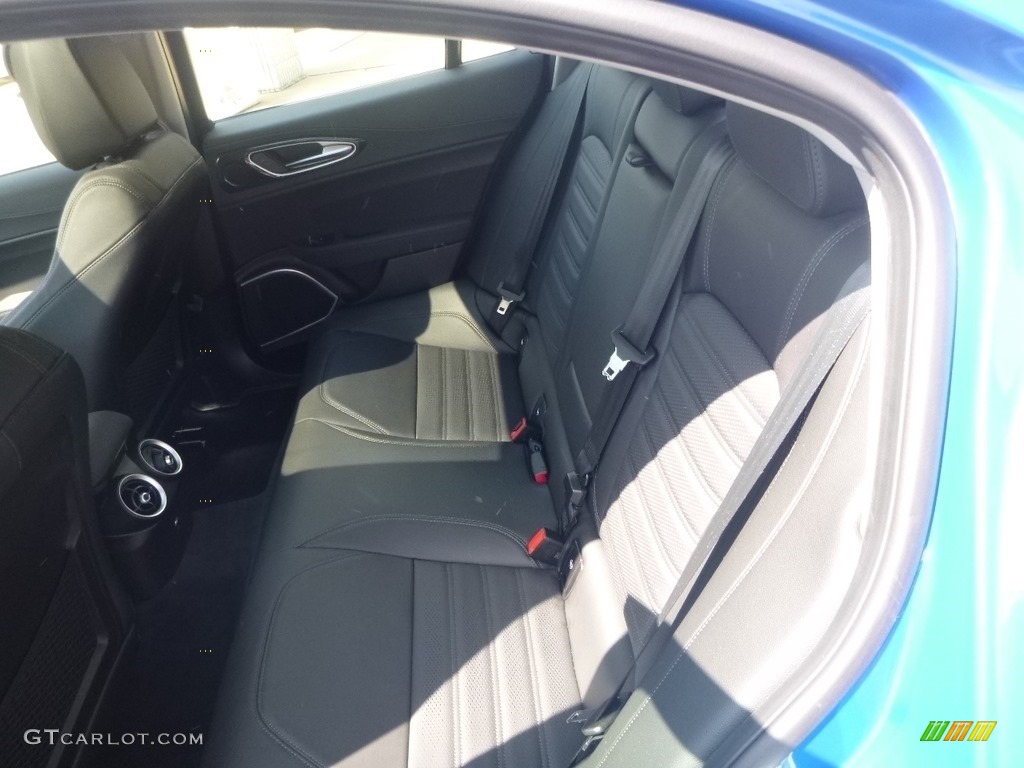 2019 Giulia Ti Sport AWD - Misano Blue Metallic / Black photo #17