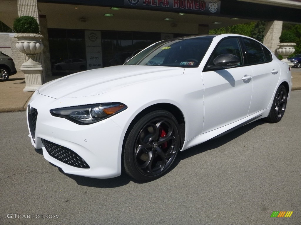 2019 Alfa Romeo Giulia Ti Sport AWD Exterior Photos