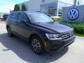 Deep Black Pearl - Tiguan SE 4MOTION Photo No. 1