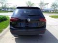 Deep Black Pearl - Tiguan SE 4MOTION Photo No. 5