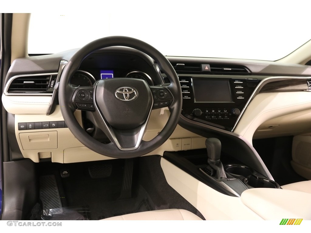 2018 Camry LE - Blue Crush Metallic / Macadamia photo #6