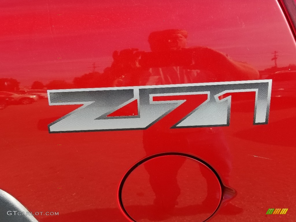 2005 Avalanche Z71 4x4 - Sport Red Metallic / Gray/Dark Charcoal photo #19