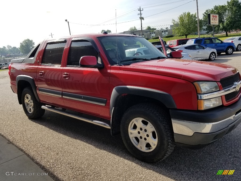 2005 Avalanche Z71 4x4 - Sport Red Metallic / Gray/Dark Charcoal photo #23