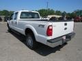 Oxford White - F250 Super Duty XL Crew Cab 4x4 Photo No. 3