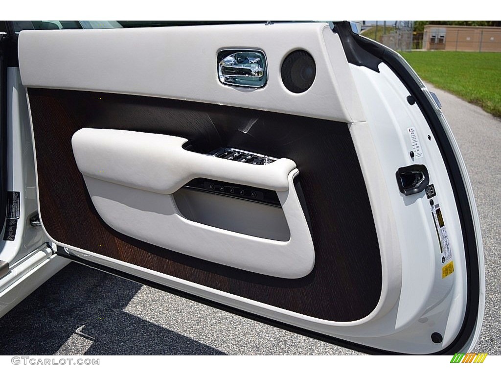 2014 Rolls-Royce Wraith Standard Wraith Model Seashell Door Panel Photo #133418533