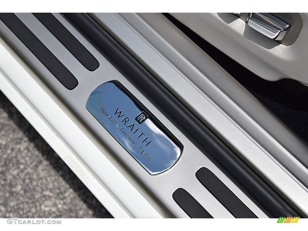 2014 Rolls-Royce Wraith Standard Wraith Model Marks and Logos Photo #133418899