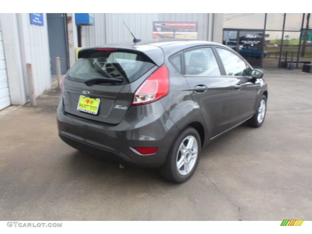 2018 Fiesta SE Hatchback - Magnetic / Charcoal Black photo #8