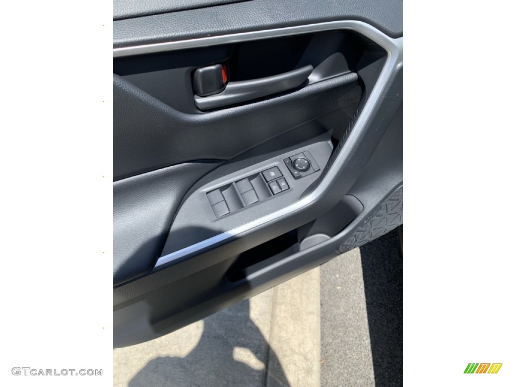 2019 RAV4 LE AWD - Silver Sky Metallic / Black photo #9
