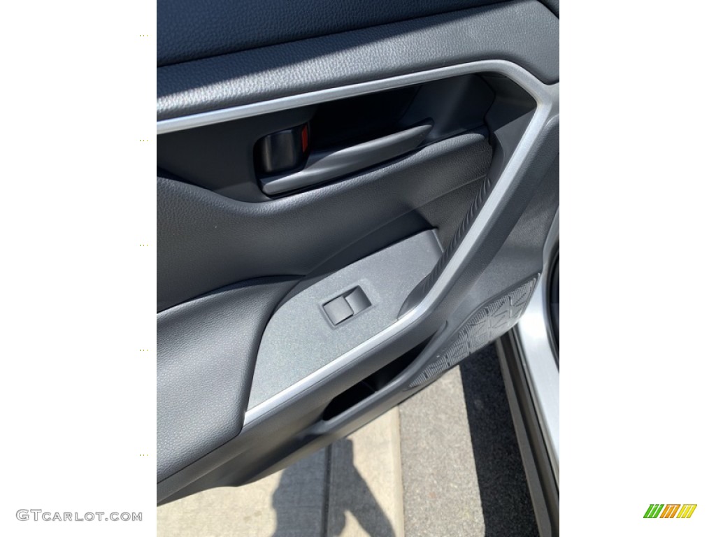 2019 RAV4 LE AWD - Silver Sky Metallic / Black photo #16