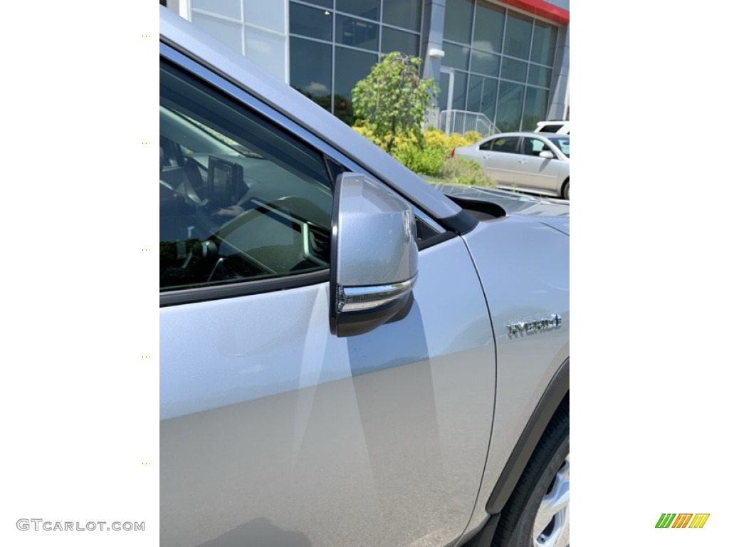 2019 RAV4 LE AWD - Silver Sky Metallic / Black photo #32