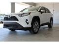 Super White - RAV4 XLE Photo No. 4