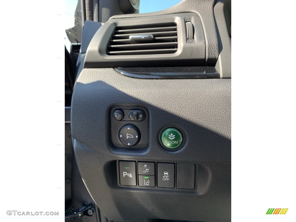 2019 Honda Passport Touring AWD Controls Photos