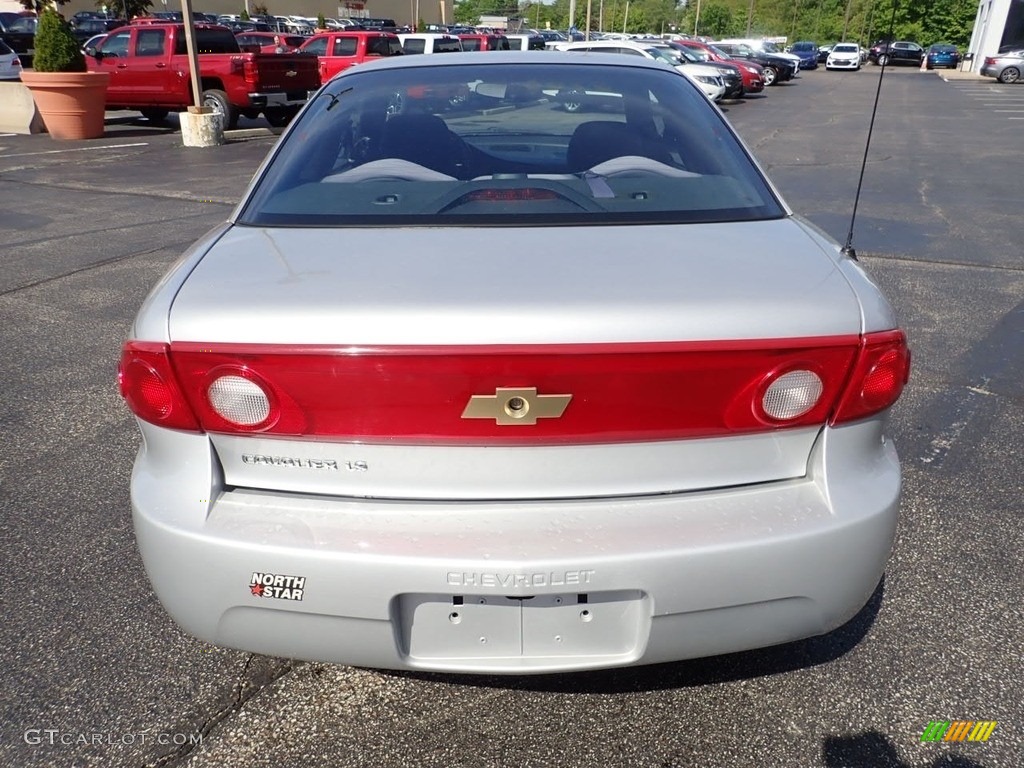 2005 Cavalier LS Coupe - Ultra Silver Metallic / Graphite Gray photo #8