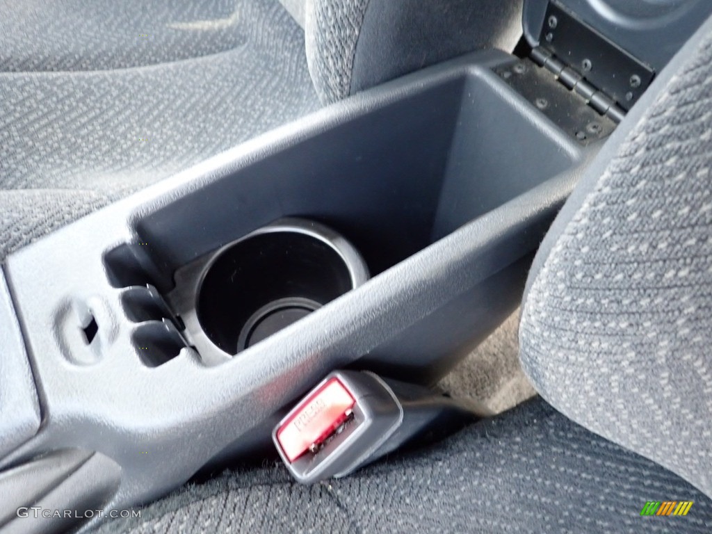 2005 Cavalier LS Coupe - Ultra Silver Metallic / Graphite Gray photo #27
