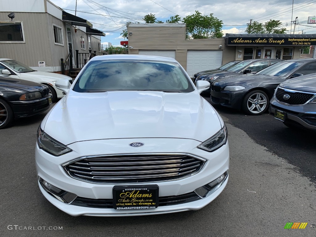 2017 Fusion Hybrid SE - Oxford White / Ebony photo #2