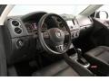 Reflex Silver Metallic - Tiguan SE Photo No. 16