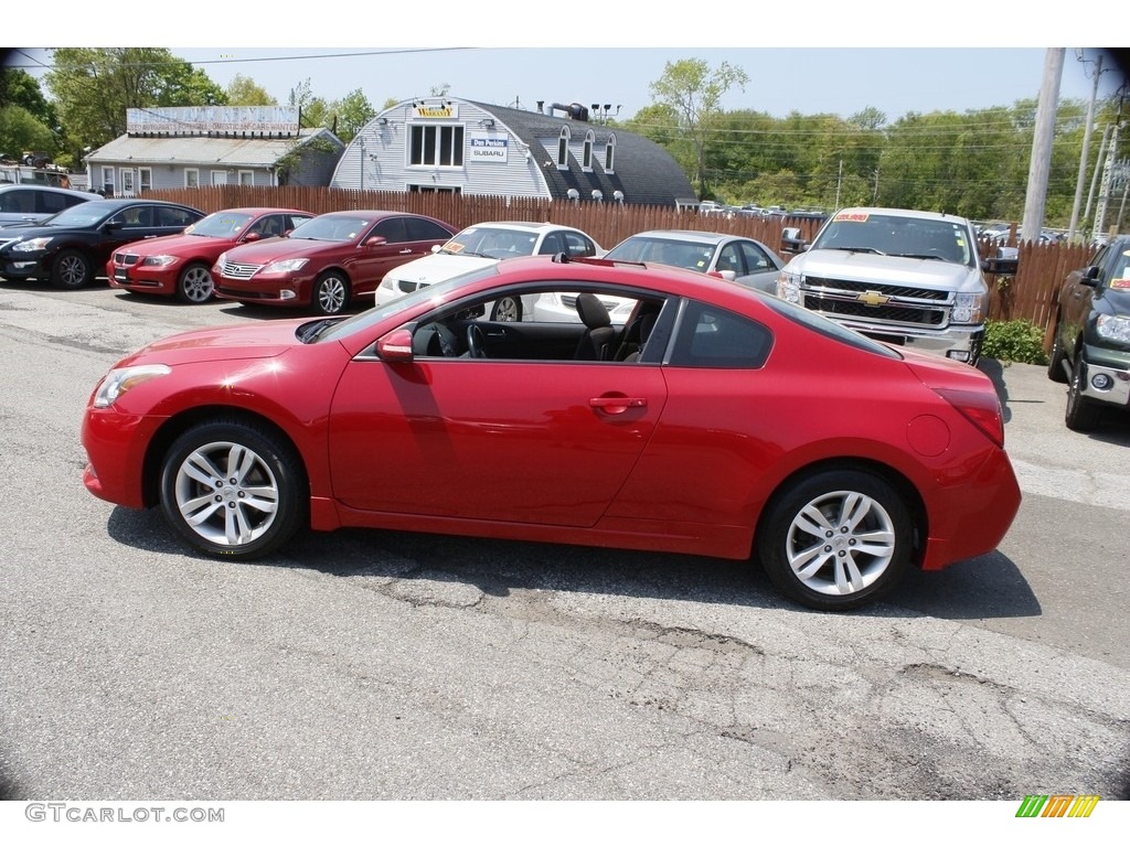 2012 Altima 2.5 S Coupe - Red Alert / Charcoal photo #8