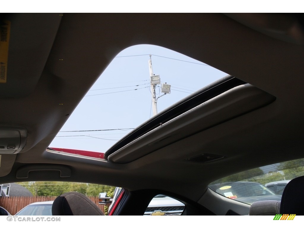 2012 Altima 2.5 S Coupe - Red Alert / Charcoal photo #11