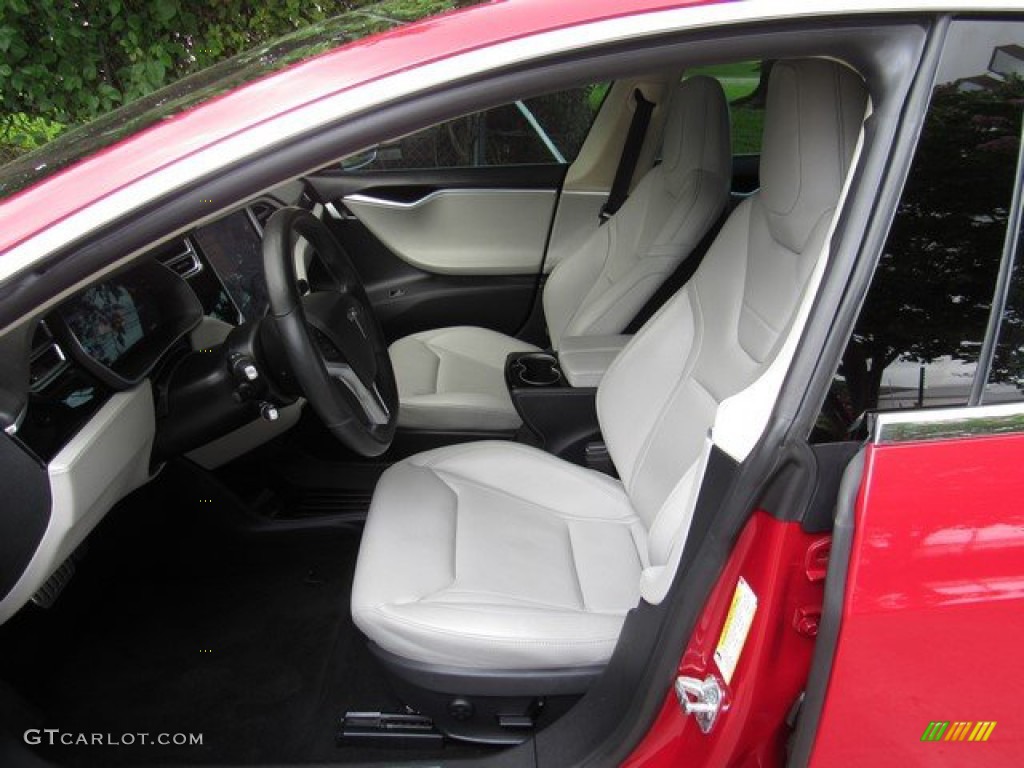 2015 Tesla Model S 90D Front Seat Photos