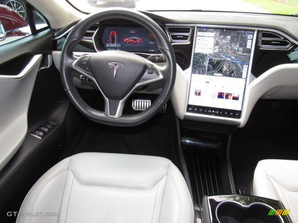 2015 Tesla Model S 90D Grey Dashboard Photo #133444835