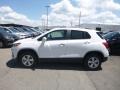 Summit White - Trax LT AWD Photo No. 2