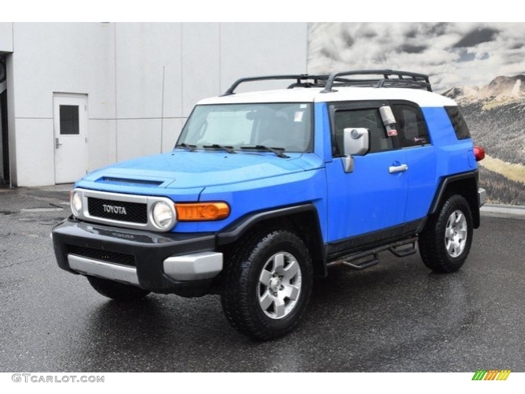 2007 FJ Cruiser 4WD - Voodoo Blue / Dark Charcoal photo #2