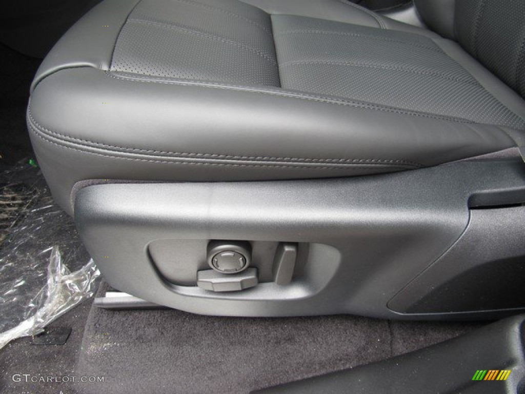 2019 Land Rover Range Rover Sport HSE Front Seat Photo #133451434