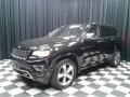 Brilliant Black Crystal Pearl - Grand Cherokee Overland 4x4 Photo No. 2