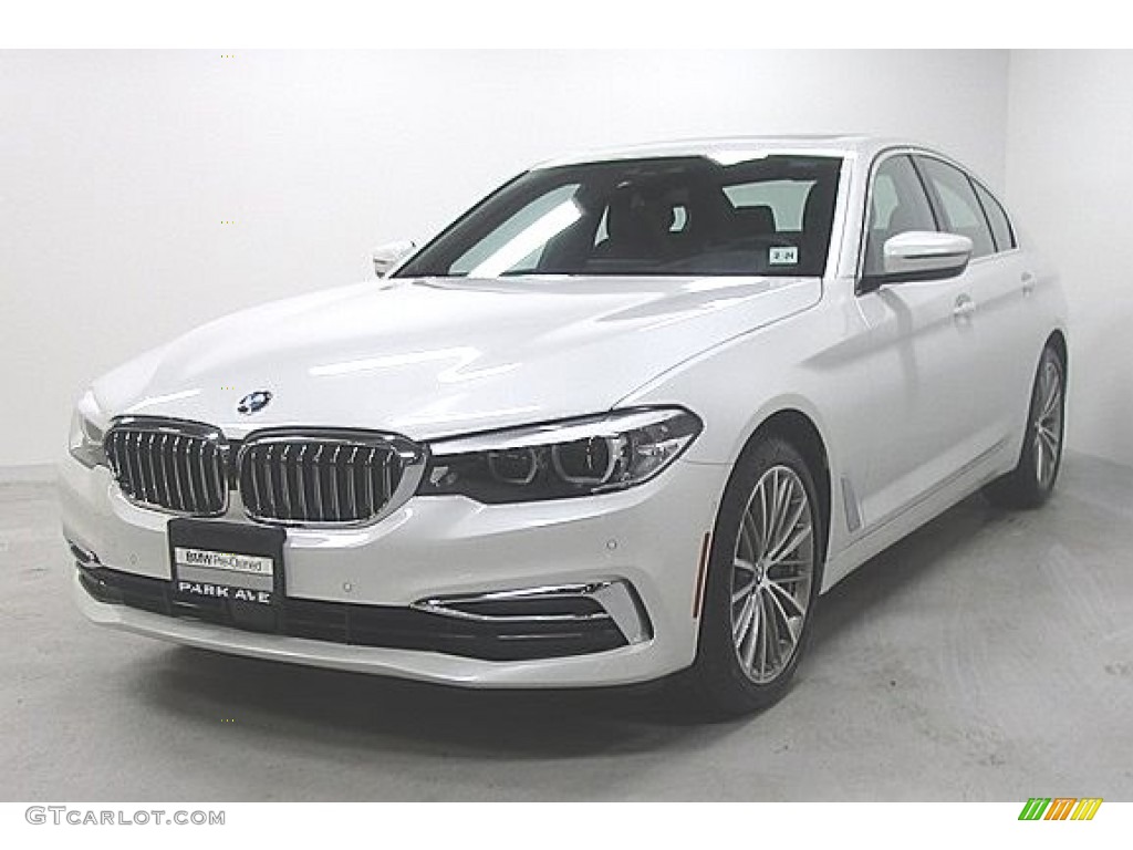 Mineral White Metallic BMW 5 Series