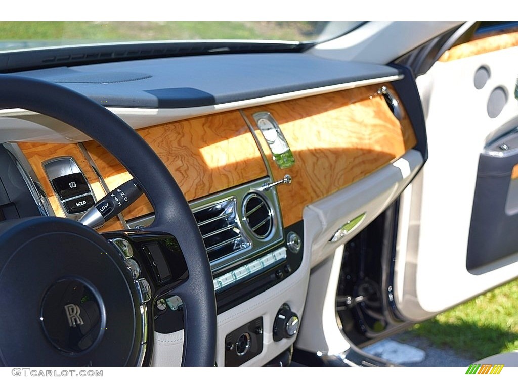 2013 Rolls-Royce Ghost Standard Ghost Model Seashell/Navy Blue Dashboard Photo #133463236