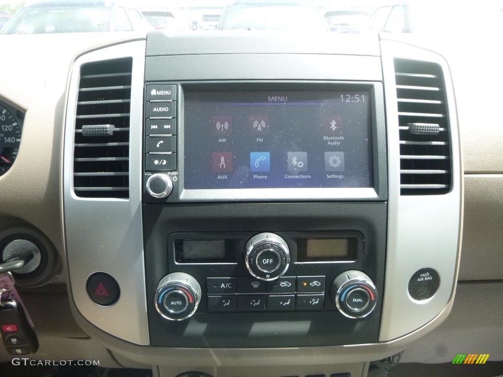 2019 Nissan Frontier SV Crew Cab 4x4 Controls Photo #133466818
