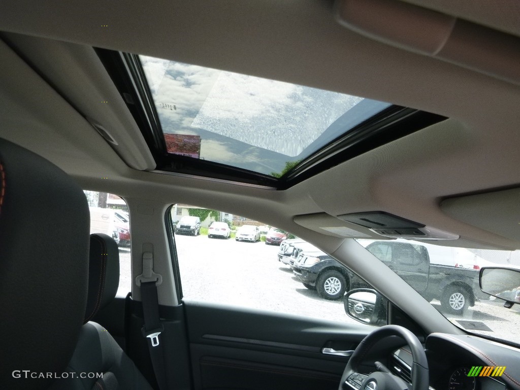 2019 Nissan Altima SR AWD Sunroof Photos