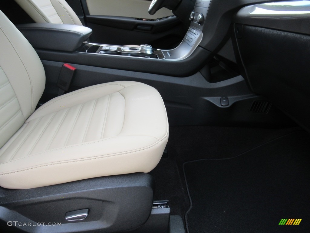 2019 Edge SEL - Oxford White / Dune photo #11