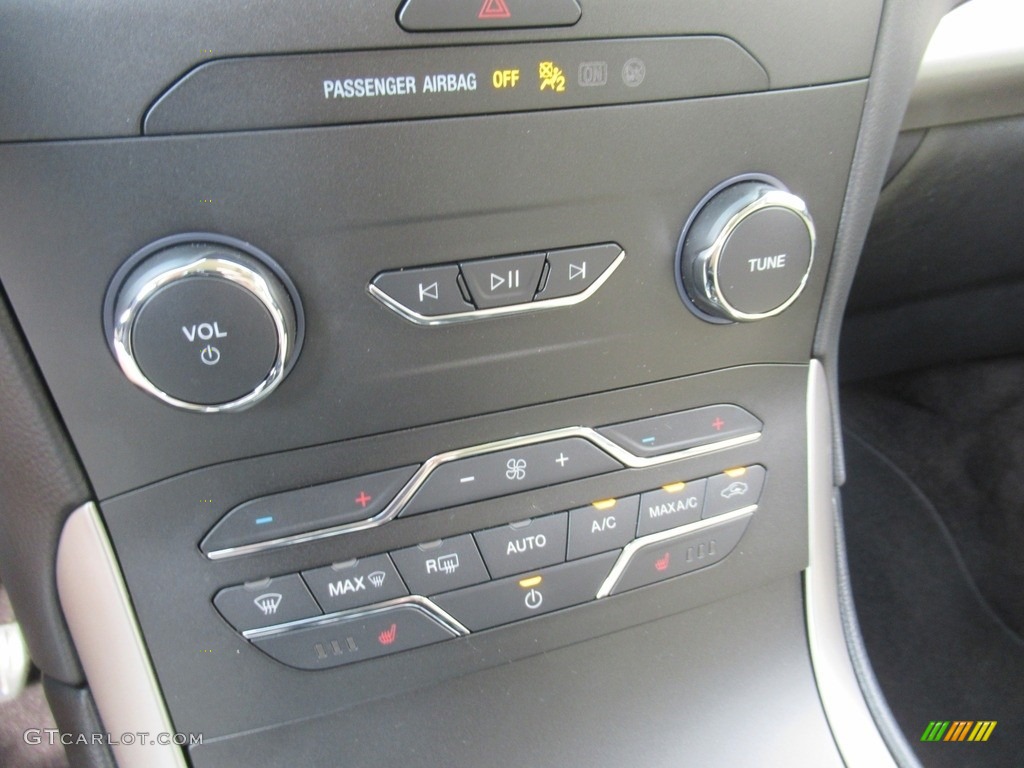 2019 Edge SEL - Oxford White / Dune photo #17