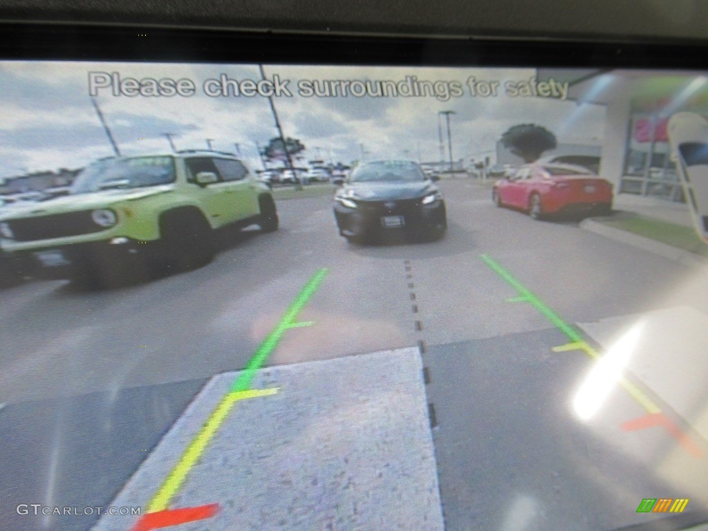 2019 Edge SEL - Oxford White / Dune photo #18