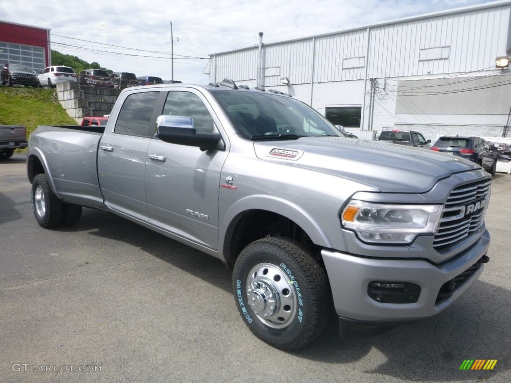 Billet Silver Metallic 2019 Ram 3500 Laramie Crew Cab 4x4 Exterior Photo #133478389