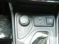 Sting-Gray - Cherokee Latitude Plus 4x4 Photo No. 20