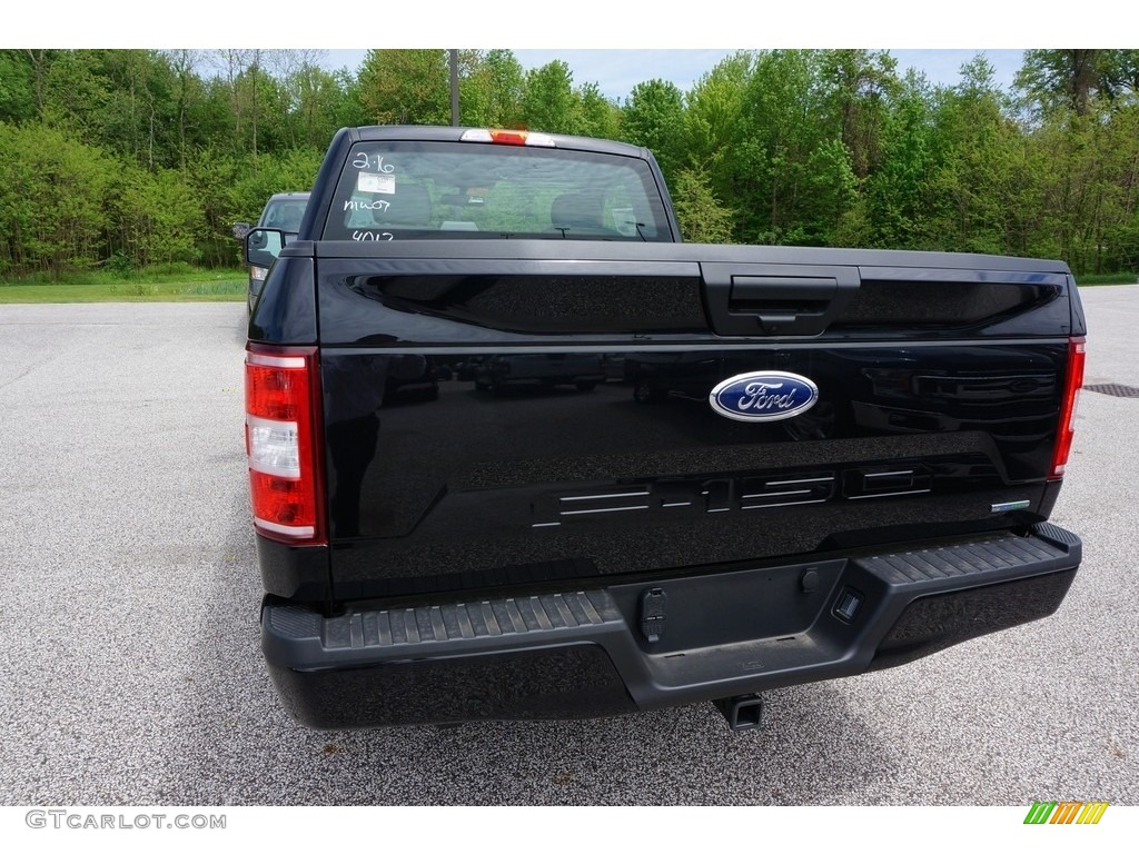 2019 F150 XL Regular Cab 4x4 - Agate Black / Earth Gray photo #3