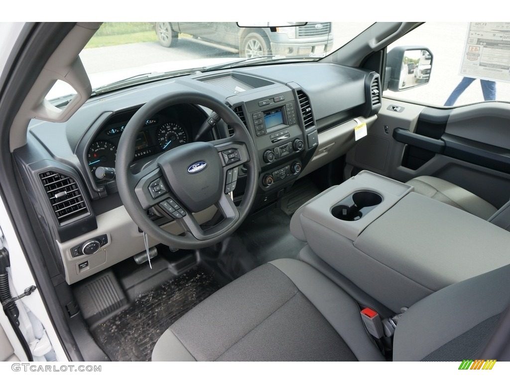 Earth Gray Interior 2019 Ford F150 XL Regular Cab Photo #133480804