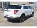 2019 White Platinum Ford Explorer XLT  photo #8