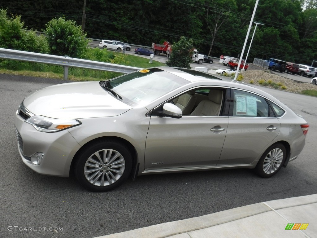 2014 Avalon Hybrid XLE Touring - Creme Brulee Mica / Almond photo #6