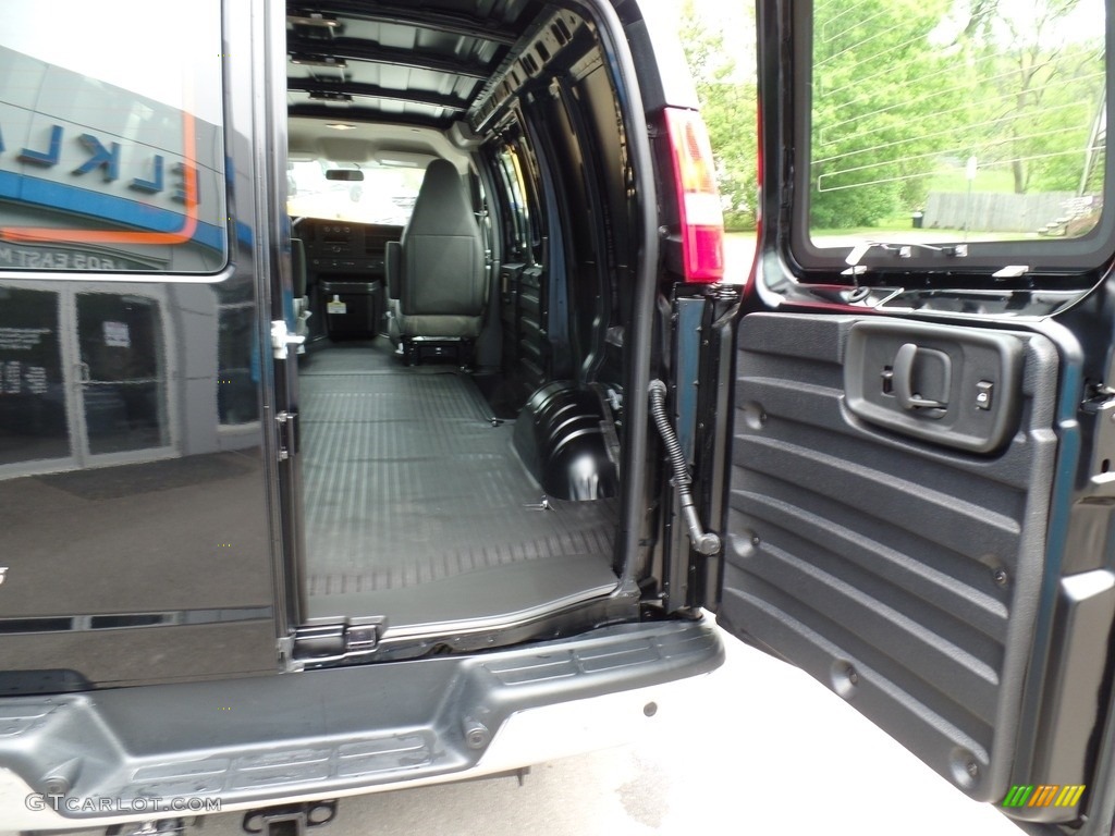 2019 Chevrolet Express 3500 Cargo WT Trunk Photo #133487552