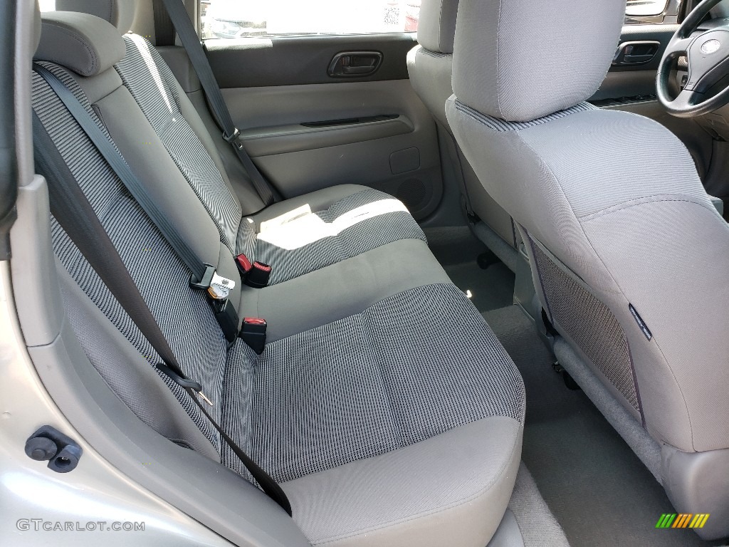 2007 Forester 2.5 X - Crystal Gray Metallic / Graphite Gray photo #16
