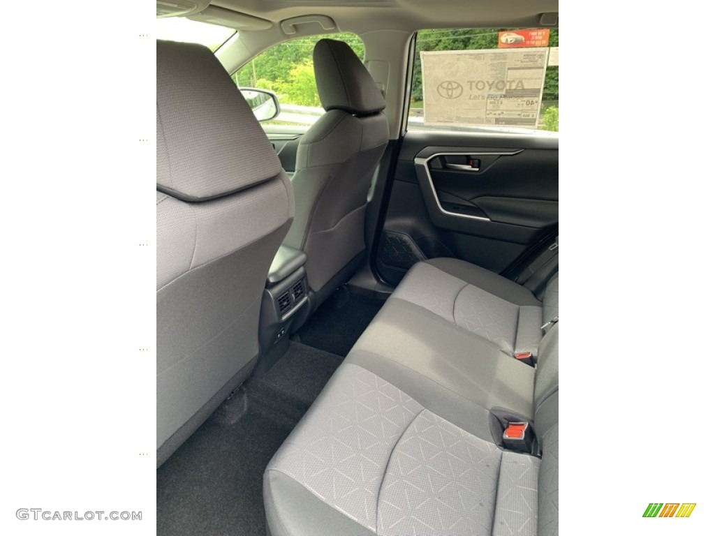 2019 RAV4 XLE AWD Hybrid - Silver Sky Metallic / Black photo #18