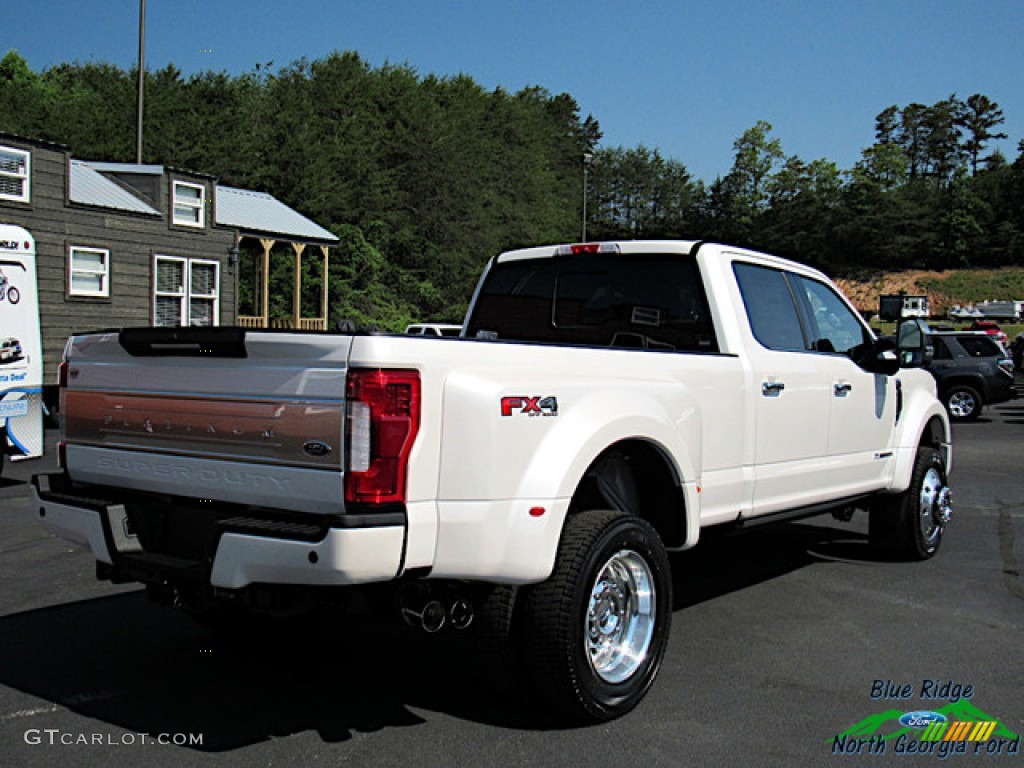 2019 F450 Super Duty Platinum Crew Cab 4x4 - White Platinum Metallic Tri-Coat / Black photo #5