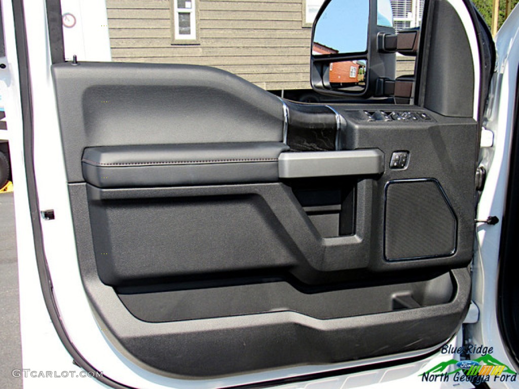 2019 F450 Super Duty Platinum Crew Cab 4x4 - White Platinum Metallic Tri-Coat / Black photo #34