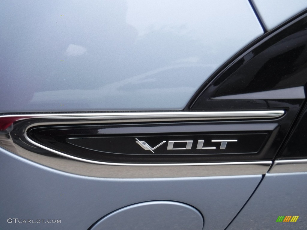 2013 Volt  - Blue Topaz Metallic / Jet Black/Ceramic White Accents photo #3